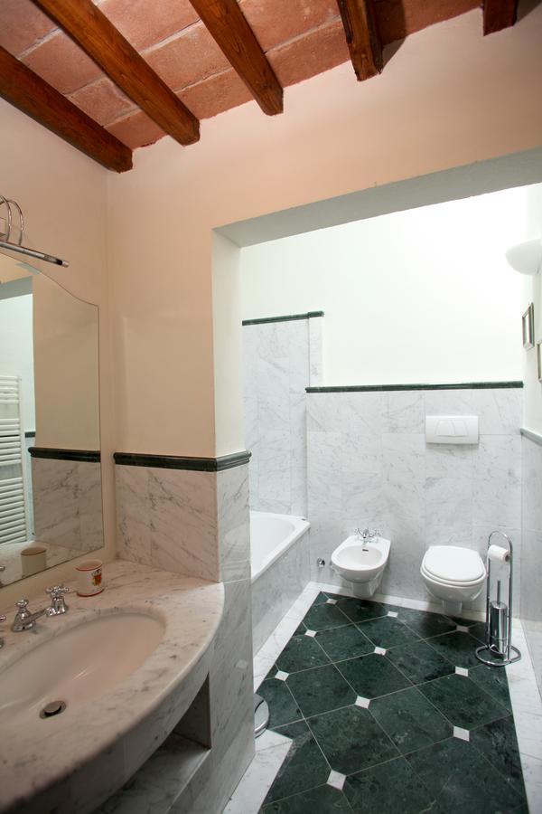 Fattoria La Gigliola Hotel Монтеспертоли Екстериор снимка