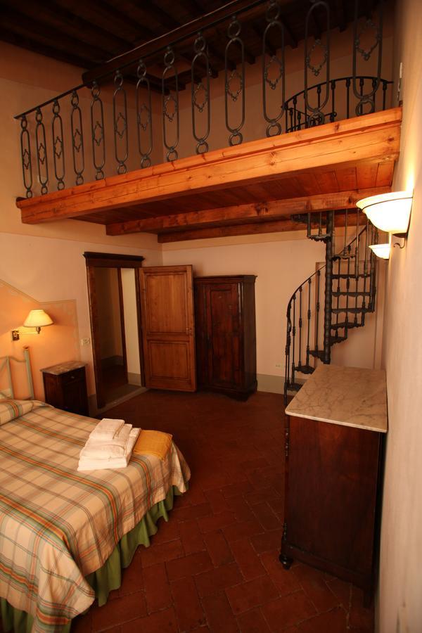 Fattoria La Gigliola Hotel Монтеспертоли Екстериор снимка