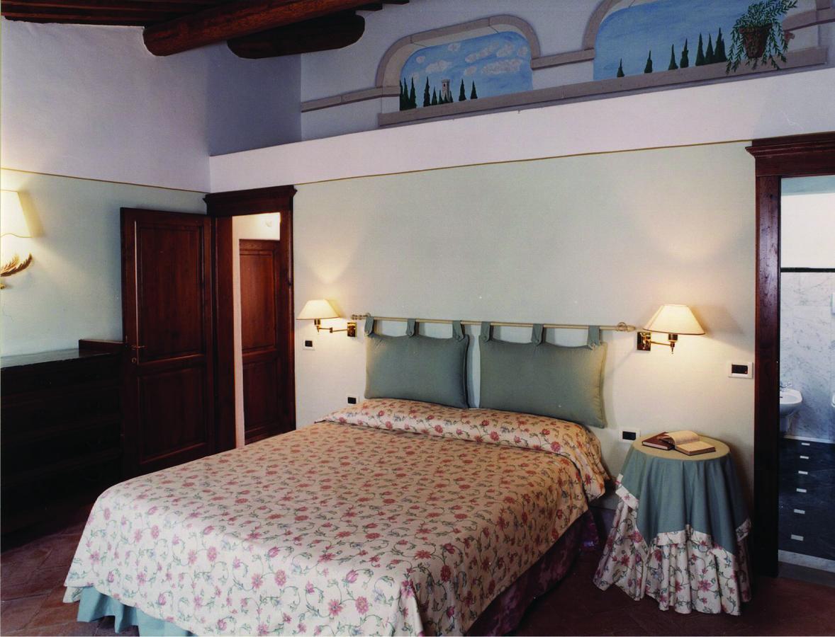 Fattoria La Gigliola Hotel Монтеспертоли Екстериор снимка