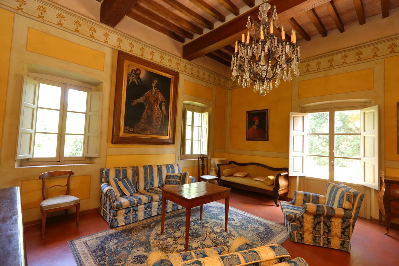 Fattoria La Gigliola Hotel Монтеспертоли Екстериор снимка