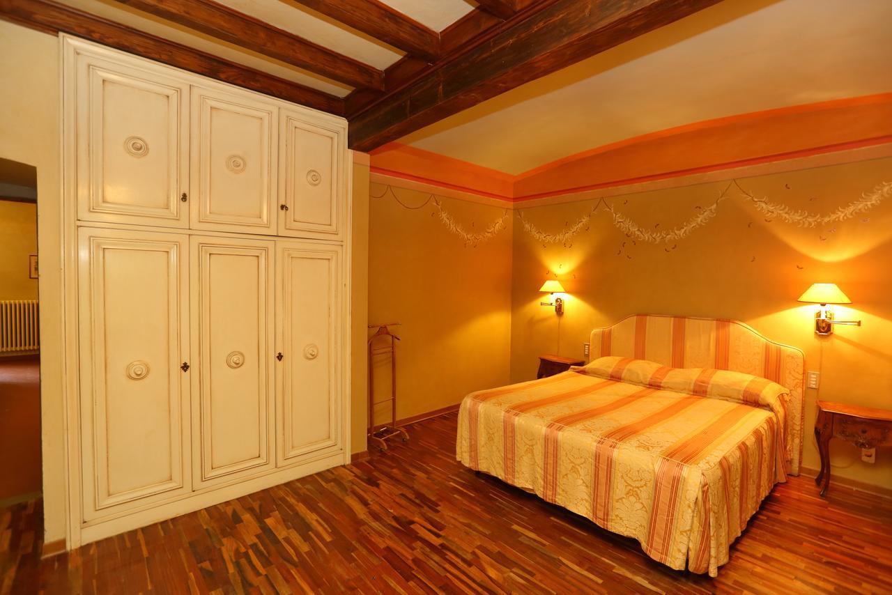 Fattoria La Gigliola Hotel Монтеспертоли Екстериор снимка