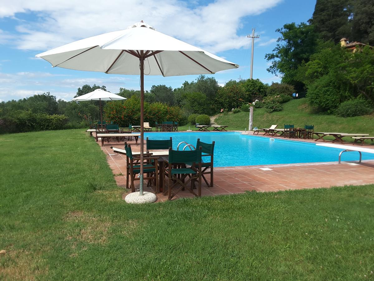 Fattoria La Gigliola Hotel Монтеспертоли Екстериор снимка